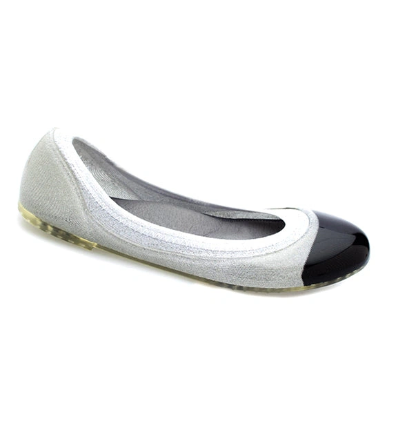 JA-VIE Black & Silver Jelly Flats: Chic Comfort for City Steps or Seaside Strolls